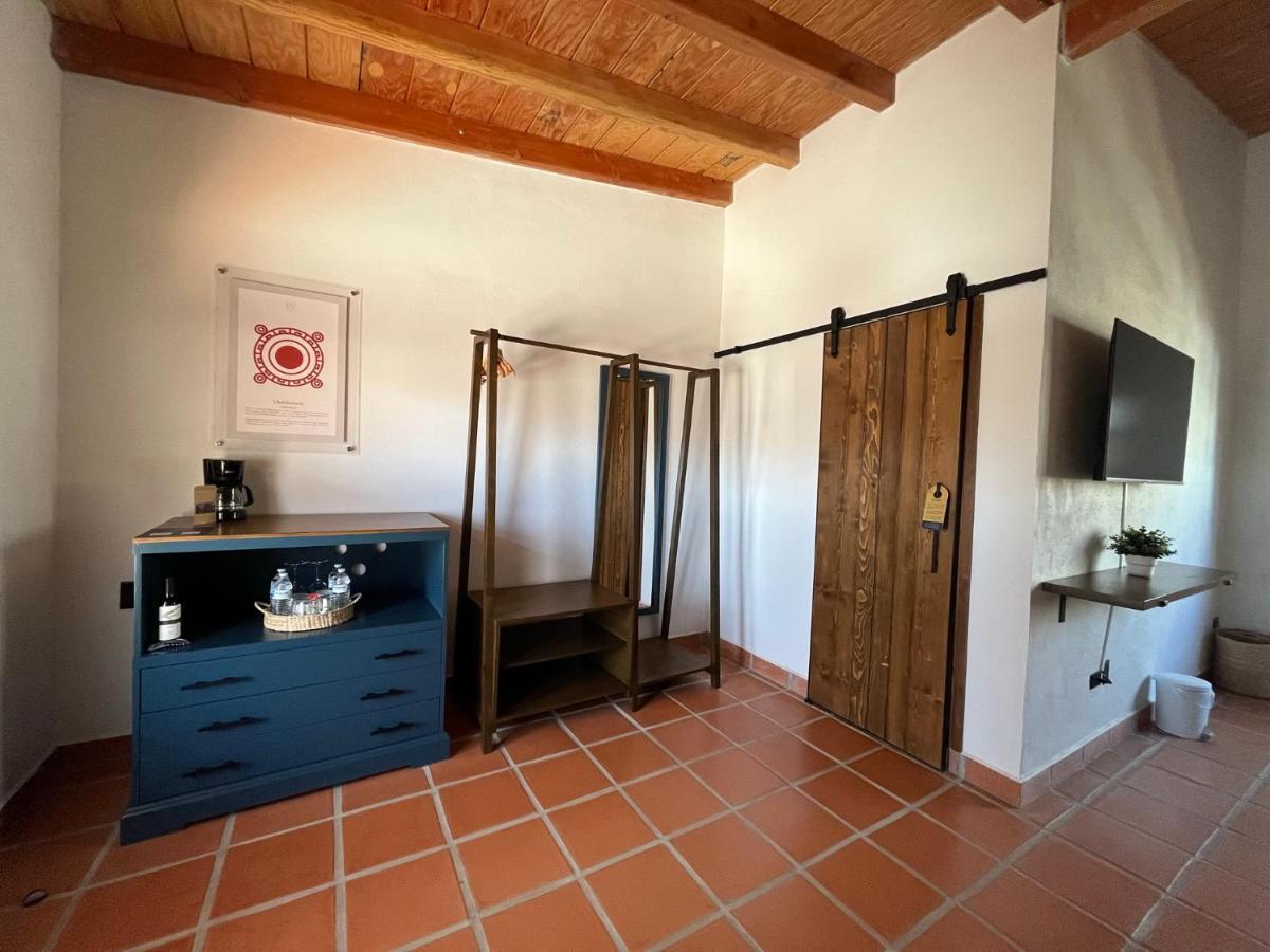 Casa Entrevez Bed and Breakfast Valle de Guadalupe Exteriör bild